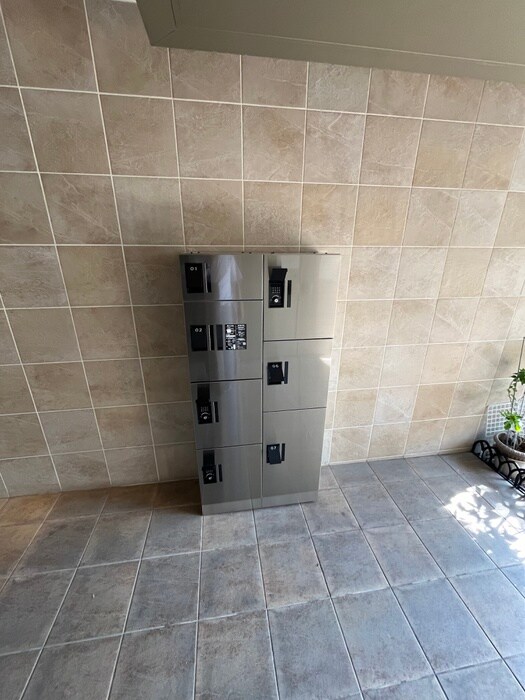 物件外観写真6　(建物設備)