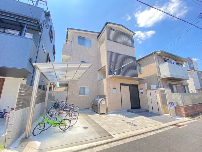 物件外観写真1　(外観写真)