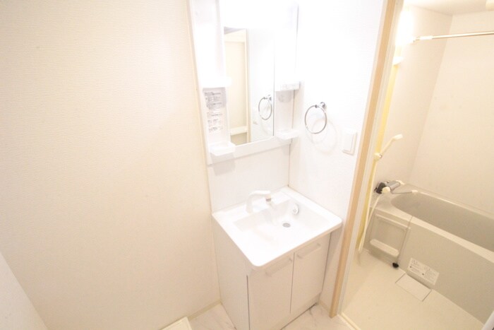 物件内観写真12　(洗面)