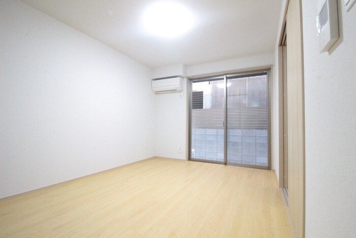 物件内観写真14　(居室)