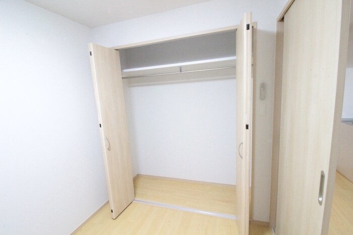 物件内観写真17　(収納)