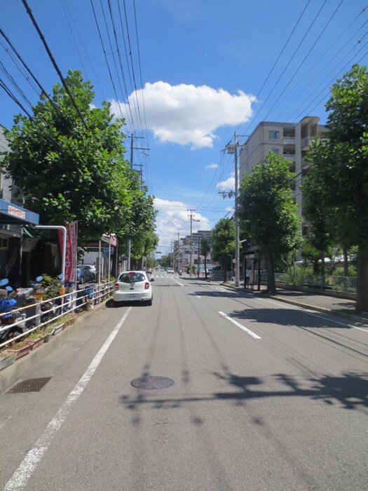 物件外観写真3　(周辺環境)