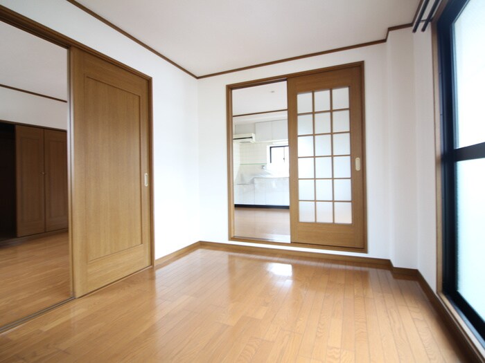物件内観写真17　(居室)