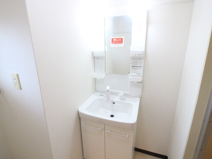 物件内観写真10　(洗面)