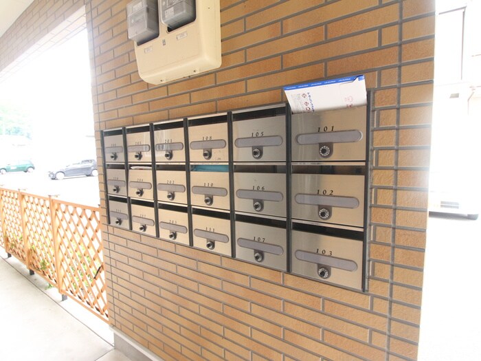 物件外観写真6　(建物設備)