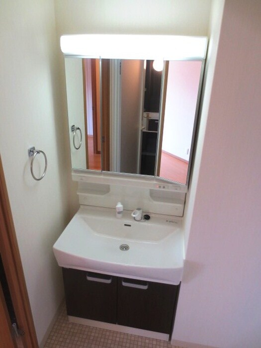 物件内観写真16　(洗面)