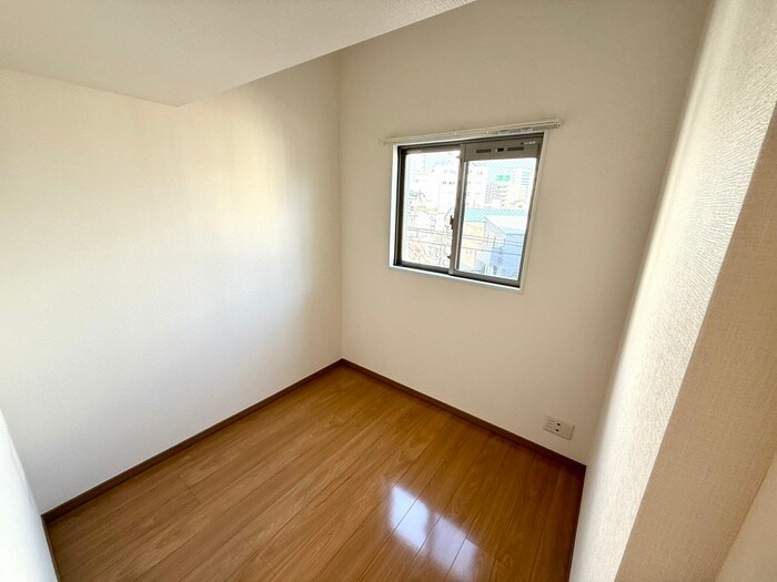 物件内観写真18　(居室)