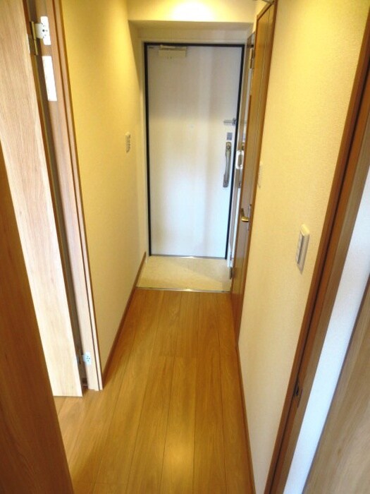 物件内観写真22　(廊下)