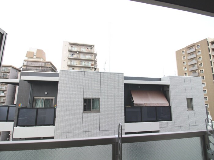 物件内観写真19　(室内からの展望)