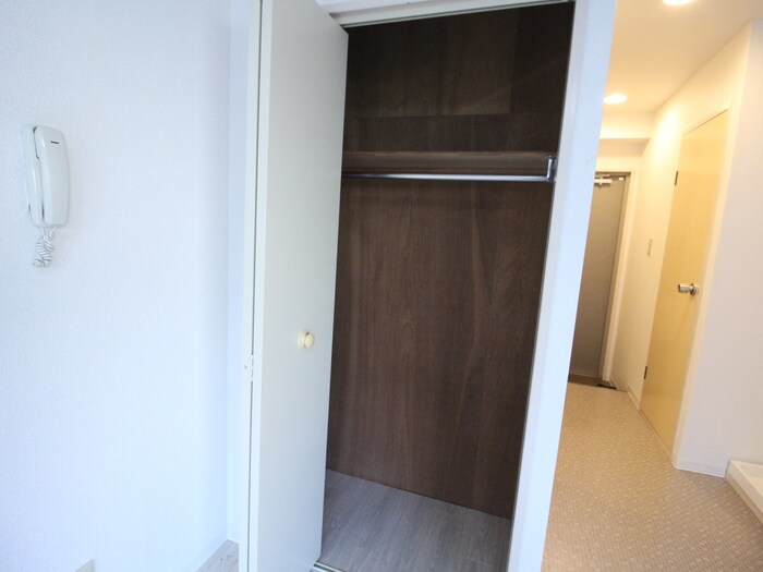 物件内観写真16　(収納)