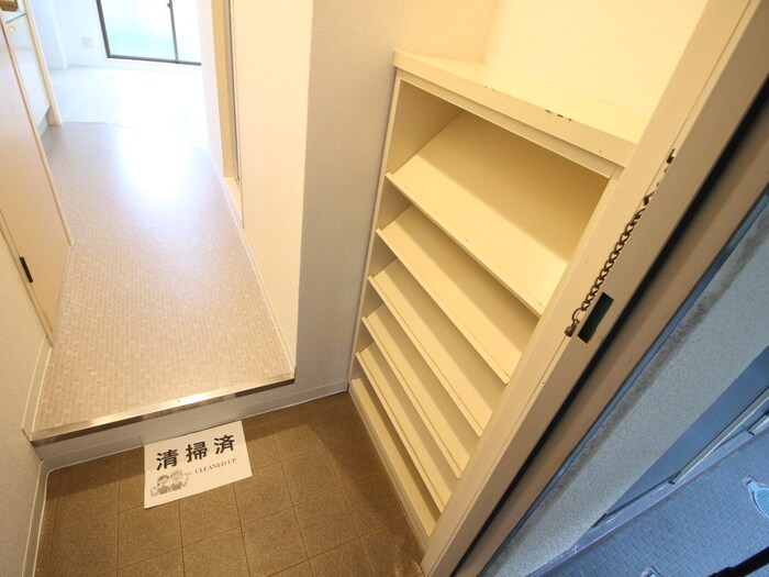 物件内観写真20　(靴箱)