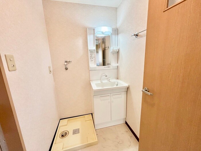 物件内観写真10　(洗面)