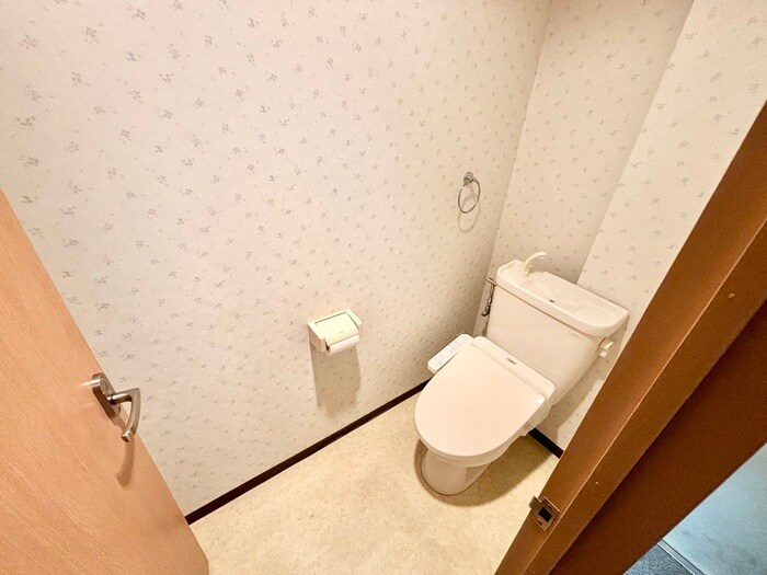 物件内観写真12　(洗濯機置場)