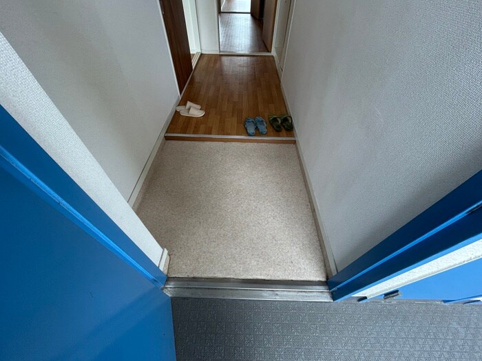 物件内観写真17　(玄関)