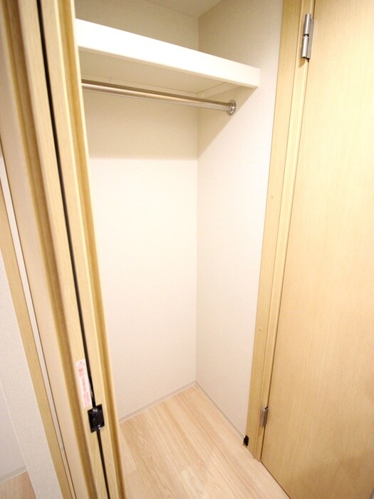 物件内観写真11　(収納)