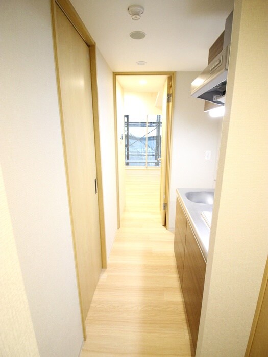 物件内観写真15　(廊下)