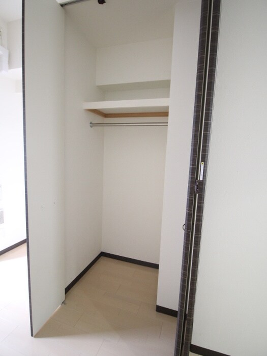 物件内観写真11　(収納)