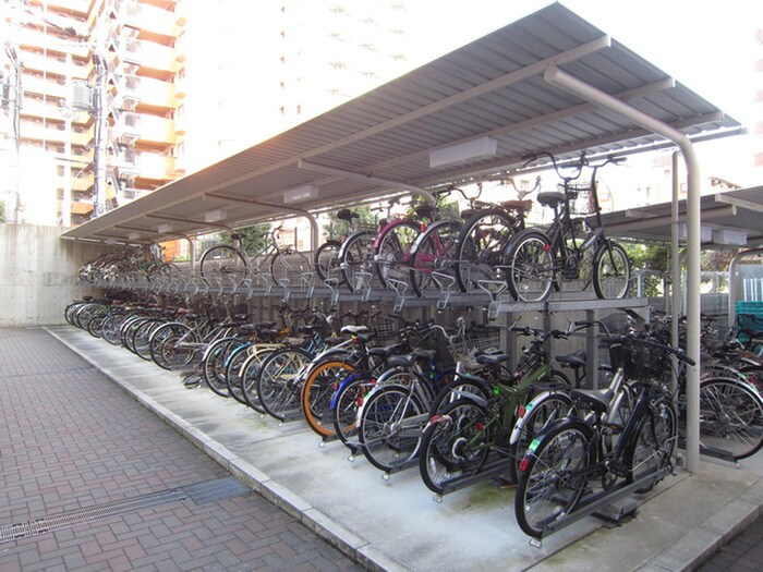 物件外観写真3　(駐輪場)