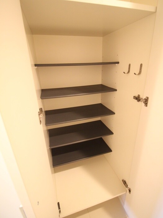 物件内観写真16　(靴箱)