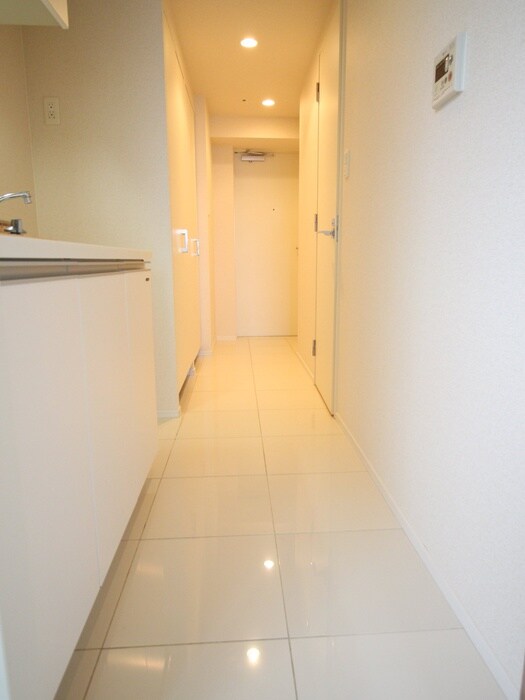 物件内観写真18　(廊下)
