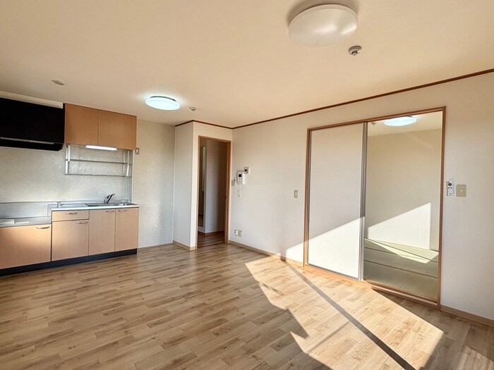 物件内観写真8　(居室)