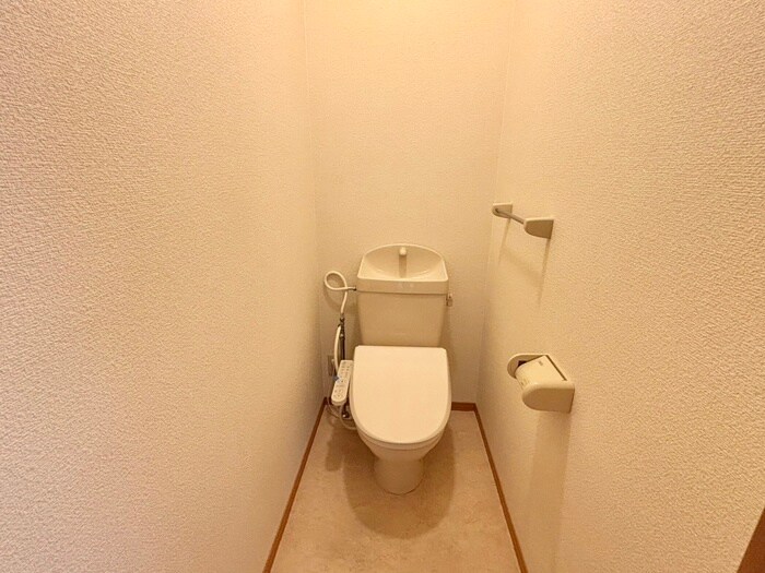 物件内観写真9　(トイレ)