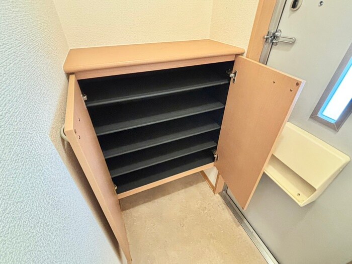 物件内観写真13　(靴箱)