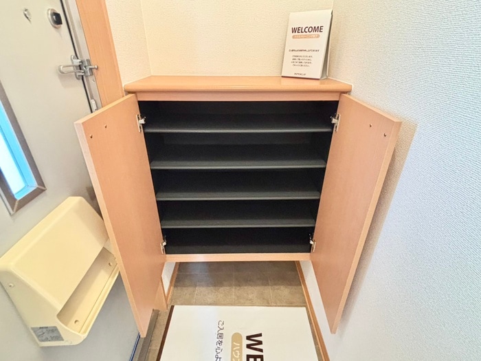 物件内観写真13　(靴箱)