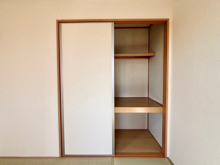物件内観写真15　(収納)