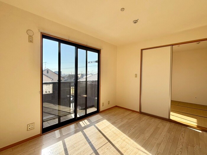 物件内観写真17　(居室)