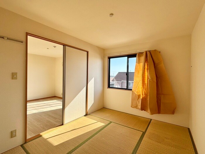 物件内観写真18　(居室)