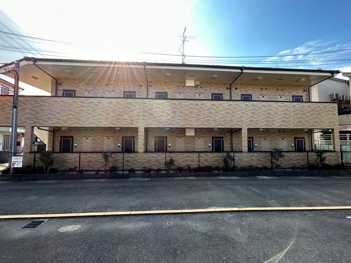 物件外観写真6　(外観写真)