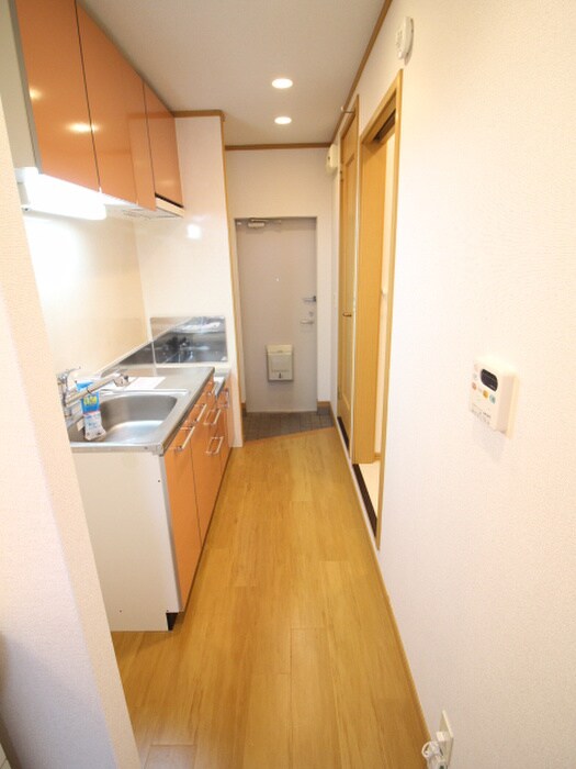 物件内観写真22　(廊下)