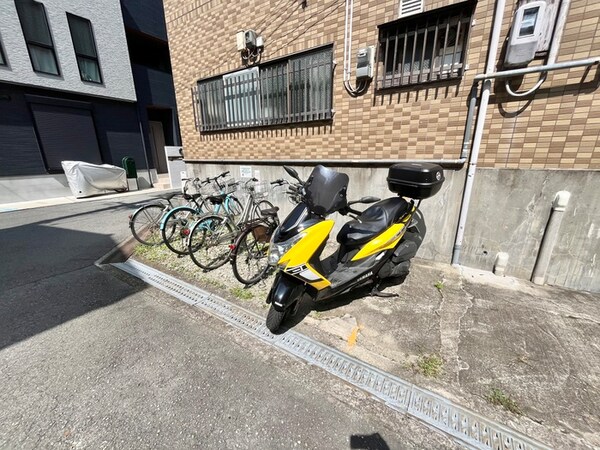 バイク置き場