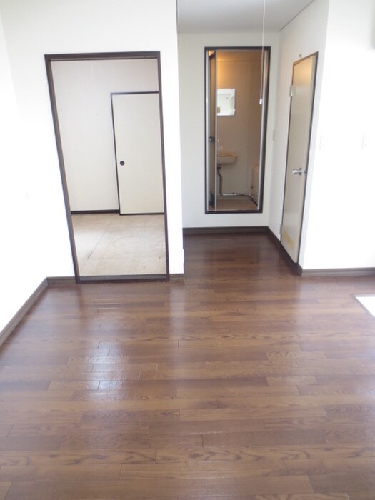 物件内観写真7　(居室)