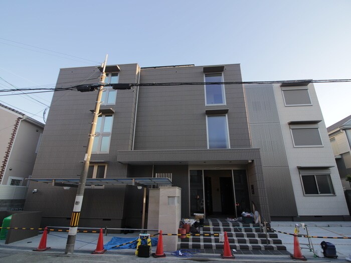 物件外観写真1　(外観写真)