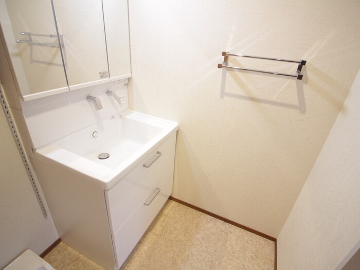 物件内観写真11　(洗面)