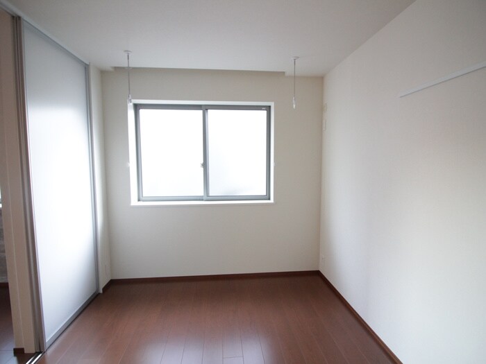 物件内観写真15　(居室)