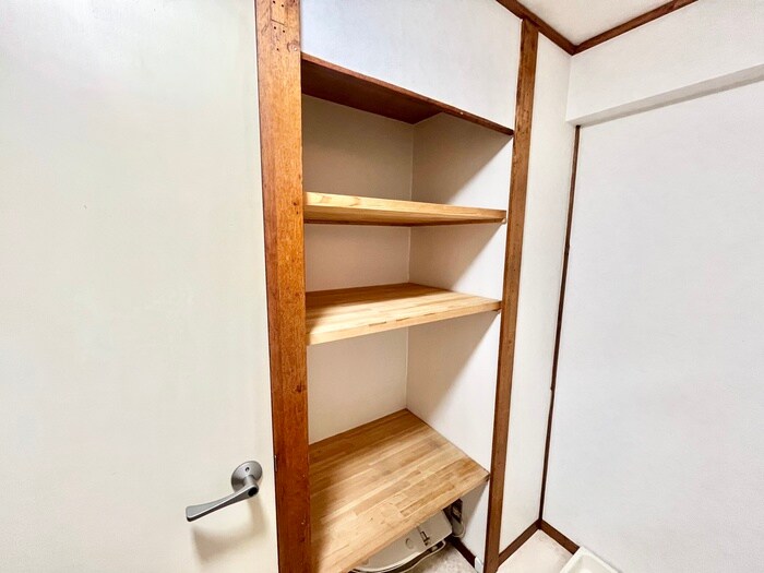 物件内観写真16　(収納)
