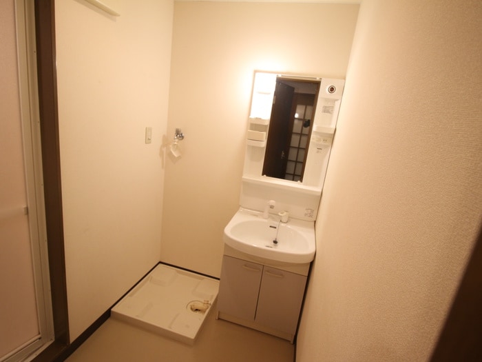 物件内観写真12　(洗面)