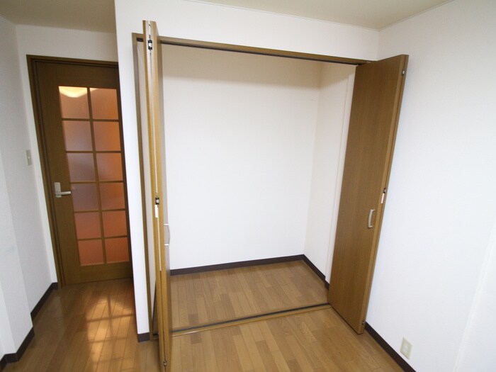 物件内観写真14　(収納)
