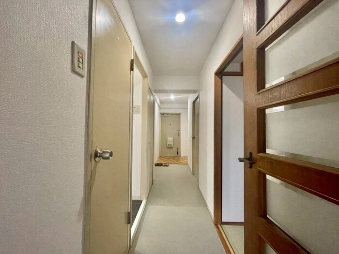 物件内観写真21　(廊下)