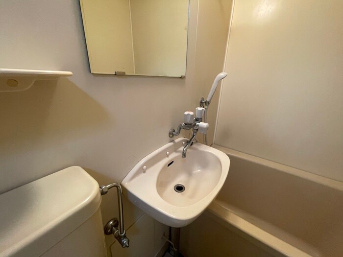 物件内観写真12　(洗面)
