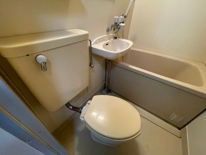 物件内観写真13　(トイレ)