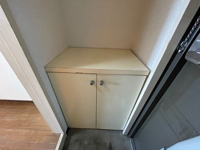 物件内観写真16　(靴箱)