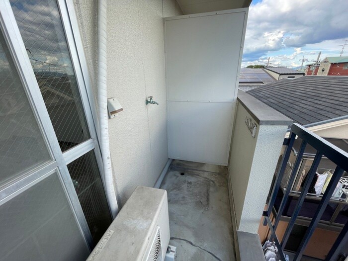 物件内観写真17　(洗濯機置場)