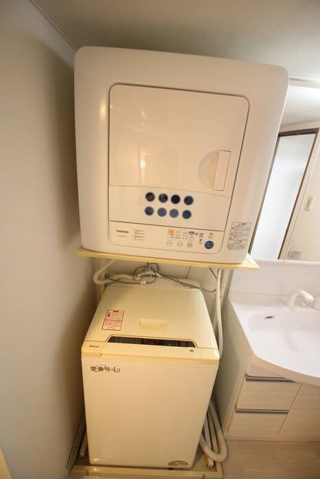 物件内観写真13　(洗濯機置場)