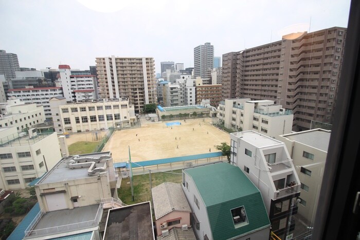 物件内観写真20　(室内からの展望)