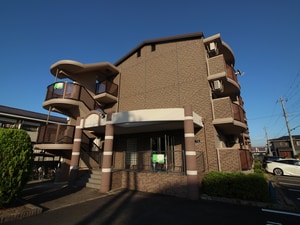 アヴァンセ守山外観写真