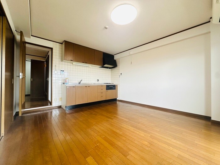 物件内観写真8　(居室)